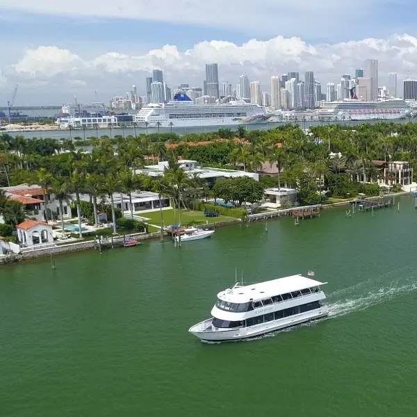 Miami Millionaire's Row Cruiser Tour + FREE 2 HOURS with Rentals. — photo 1 from Miami Beach Bike Rental & Segway tours