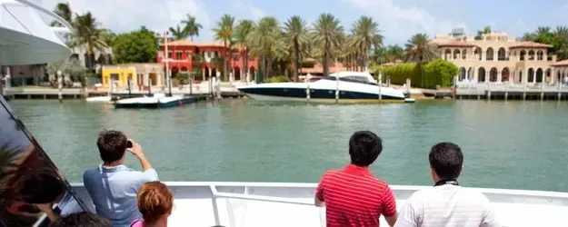 Miami Millionaire's Row Cruiser Tour + FREE 2 HOURS with Rentals. — photo 2 from Miami Beach Bike Rental & Segway tours