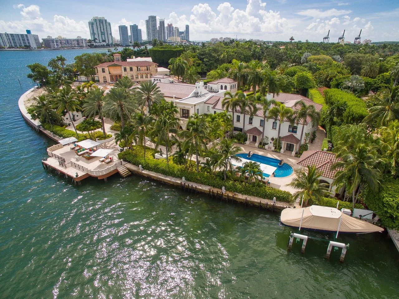 An aerial view of waterfront homes on an island